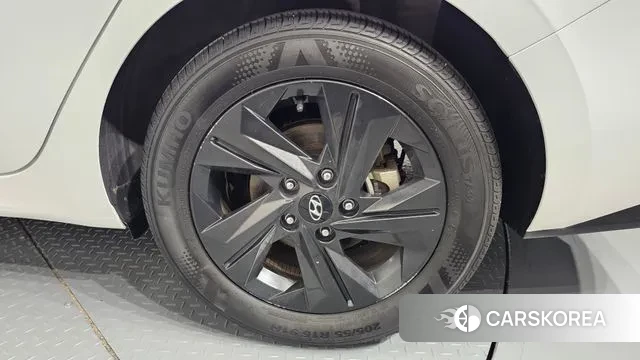 Hyundai Avante Hybrid (CN7) id 3606316 из Кореи 15