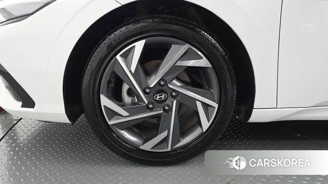 Hyundai The New Avante (CN7) id 4863446 из Кореи 25