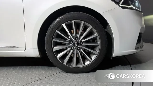 Kia Come New K7 id 3742585 из Кореи 15