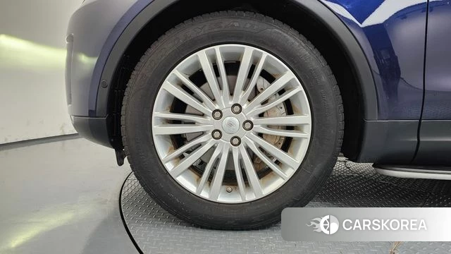 Land Rover Discovery 5 id 4785469 из Кореи 37