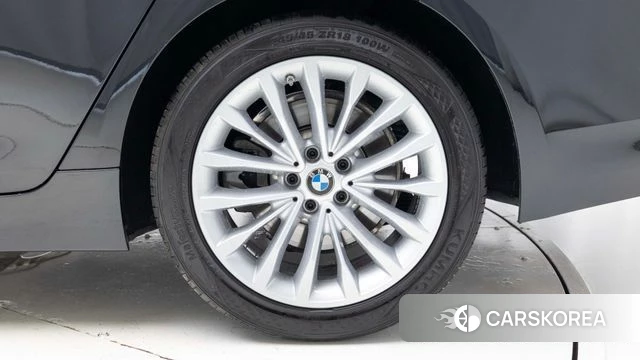 BMW 5 Series (G30) id 4671124 из Кореи 15