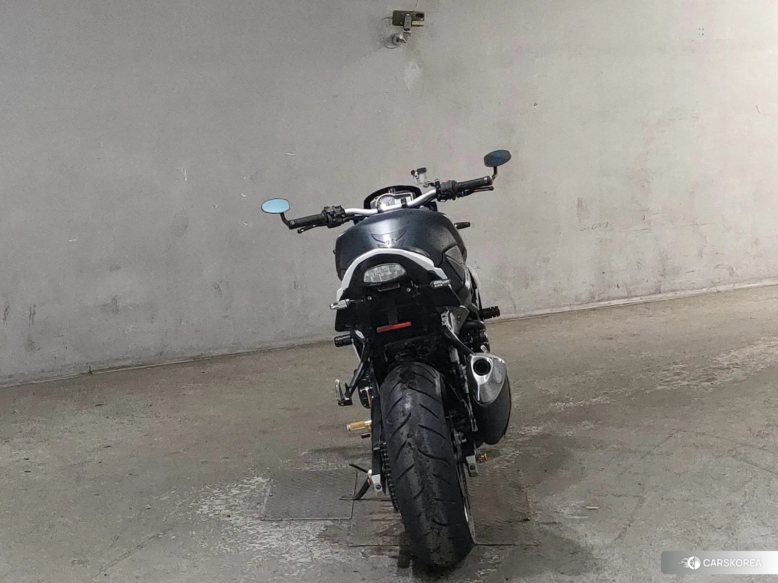 Проданный Suzuki GSR750 id 4193840 из Японии, фото 2