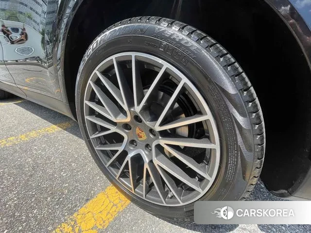 Porsche Cayenne (PO536) id 2998451 из Кореи 15