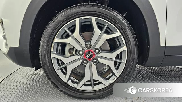Kia Seltos id 4693356 из Кореи 27