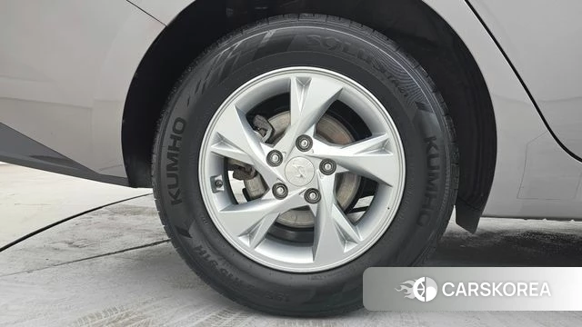 Hyundai Avante (CN7) id 4693413 из Кореи 15