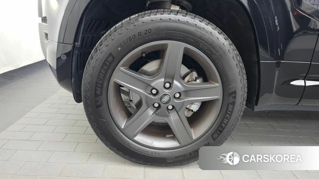 Land Rover Defender (L663) id 4734624 из Кореи 31