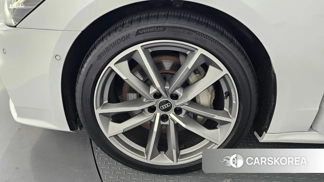 Audi A7 (4K) id 4489414 из Кореи 29