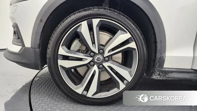 Volvo V60 Cross-Country 2nd Generation id 3269837 из Кореи 15