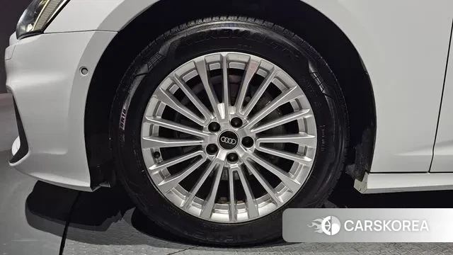 Audi A6 (C8) id 3453959 из Кореи 15