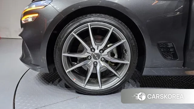 Genesis The New G70 id 3566554 из Кореи 15