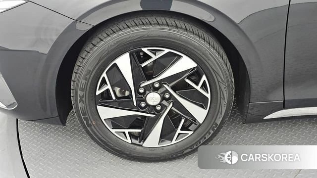 Hyundai The New Grandeur IG Hybrid id 4410011 из Кореи 26