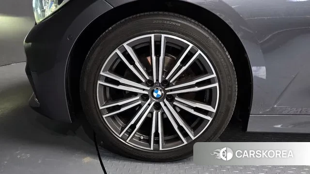 BMW 3 Series (G20) id 3059963 из Кореи 15