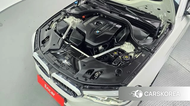 BMW 5 Series (G30) id 4836773 из Кореи 28