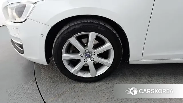 Volvo S60 id 3319735 из Кореи 15