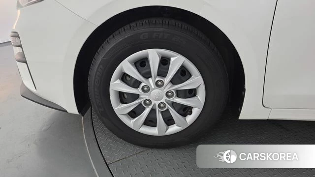 Kia Come New K3 id 4397955 из Кореи 15