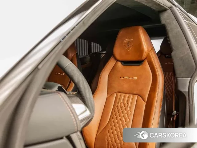 Lamborghini Urus 2024 Белый из Кореи, фото 6