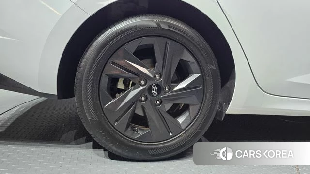 Hyundai Avante Hybrid (CN7) id 4688642 из Кореи 27