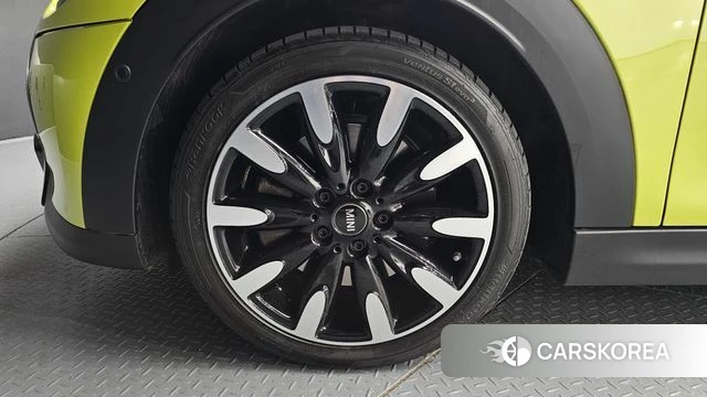 Mini Cooper S id 3841887 из Кореи 15