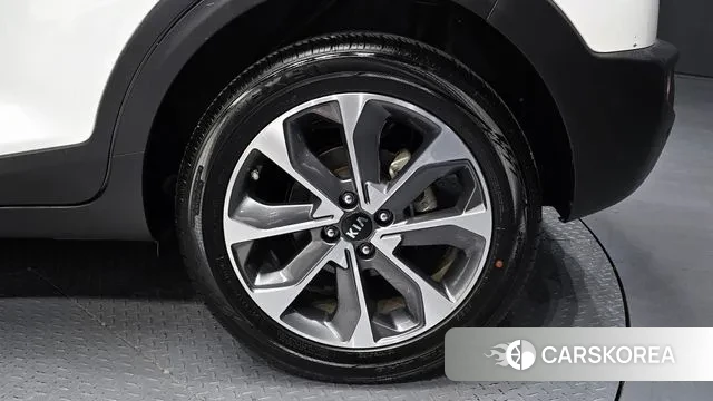 Kia Stonic id 3045468 из Кореи 15