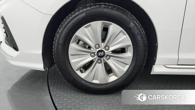 Hyundai Sonata New Rise Hybrid id 4638027 из Кореи 26