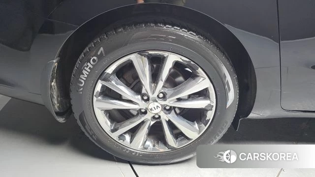 Kia The New Carnival id 4605425 из Кореи 22