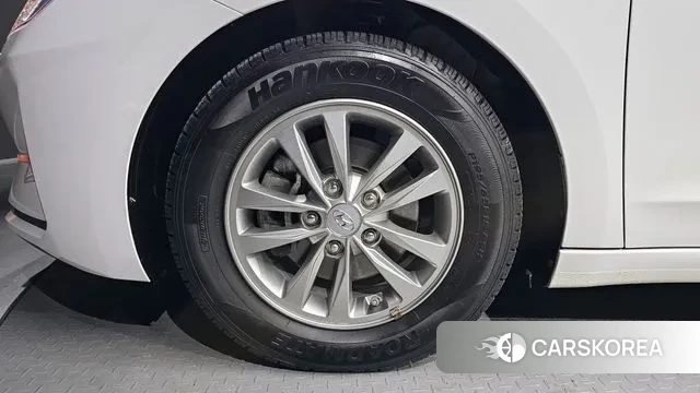 Hyundai The New Avante AD id 3573733 из Кореи 15