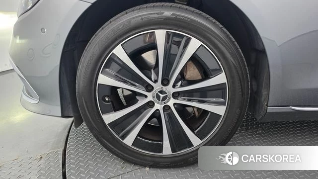 Mercedes-Benz E-Class W213 id 4780177 из Кореи 30