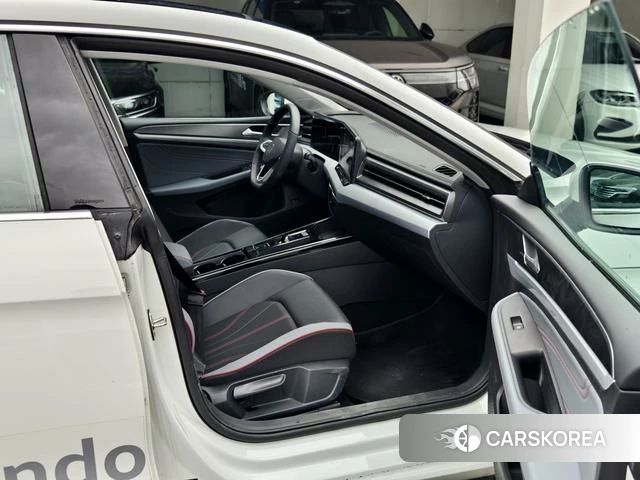 Volkswagen Lingdu 2024 Белый из Китая, фото 6