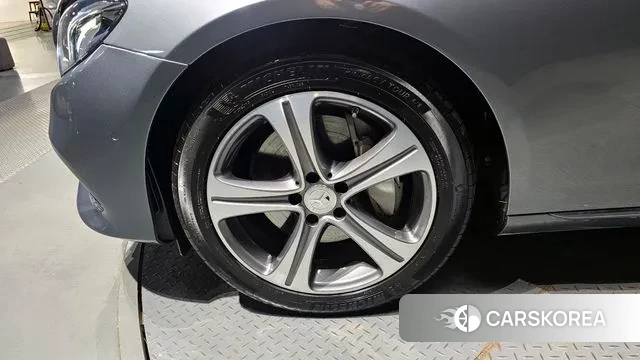 Mercedes-Benz E-Class W213 id 3176651 из Кореи 15