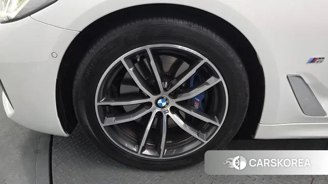 BMW 5 Series (G30) id 3691769 из Кореи 15