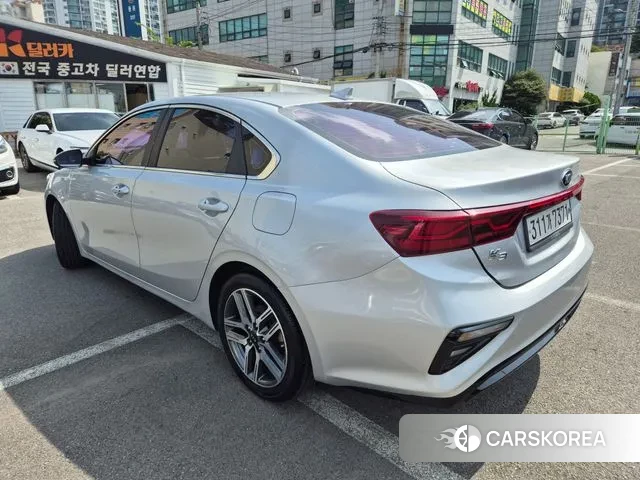 Kia Come New K3 id 3018941 из Кореи 13