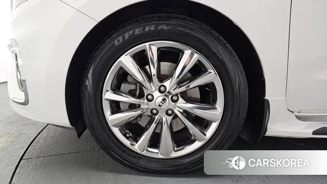 Kia The New Carnival id 3713718 из Кореи 15