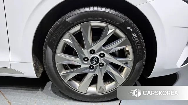 Hyundai The New Grandeur IG Hybrid id 2981053 из Кореи 15