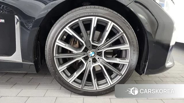 BMW 7 Series (G11) id 3335516 из Кореи 15