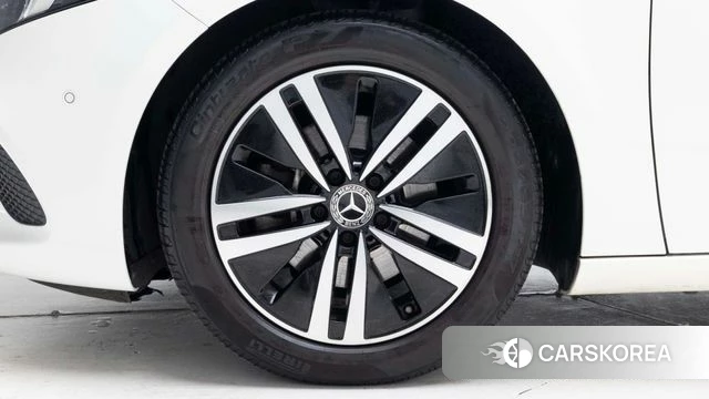 Mercedes-Benz A-Class W177 id 4283181 из Кореи 15
