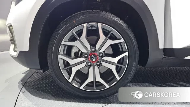 Kia Seltos id 3747179 из Кореи 15