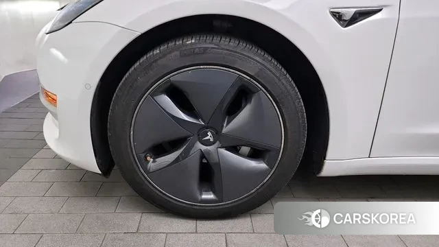 Tesla Model 3 id 3439011 из Кореи 15