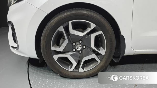 Kia The New Carnival id 4225727 из Кореи 27