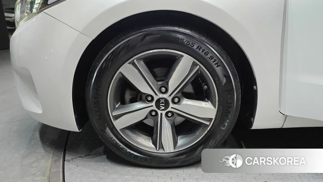Kia The New K3 id 4385097 из Кореи 15