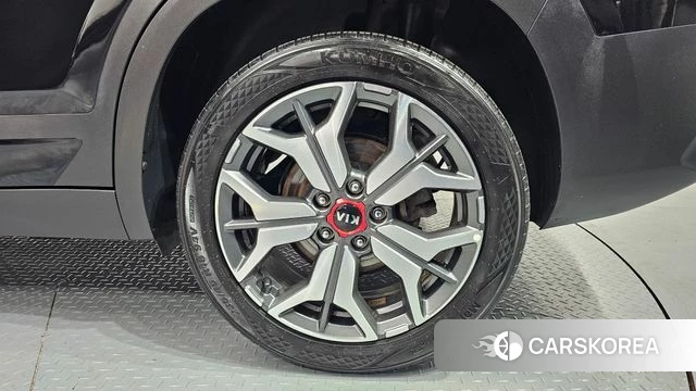 Kia Seltos id 4196036 из Кореи 15