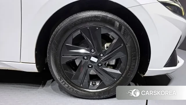 Hyundai Avante Hybrid (CN7) id 3443025 из Кореи 15