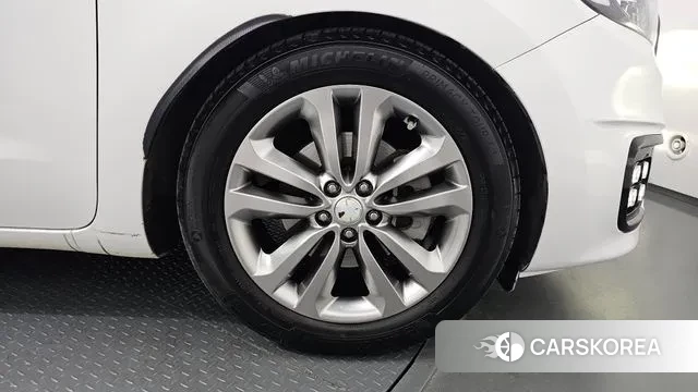 Kia All New Carnival id 3469981 из Кореи 15