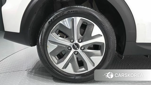 Kia Niro Plus id 4740382 из Кореи 15