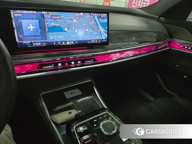 BMW 7 Series (G70) 2024 Белый из Кореи, фото 6