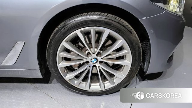 BMW 5 Series (G30) id 3814237 из Кореи 15