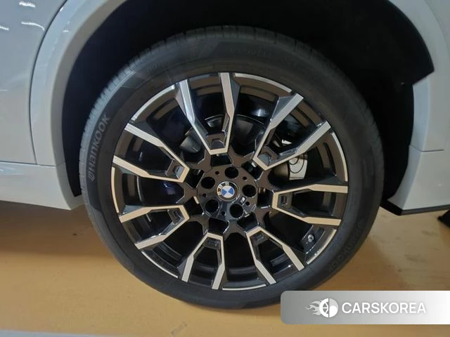 BMW X5 (G05) 2025 Белый из Кореи, фото 5