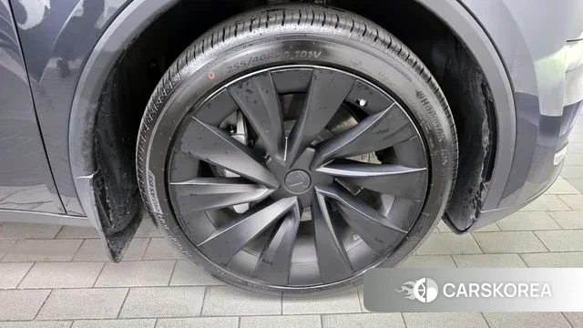 Tesla Model Y id 3393608 из Кореи 15