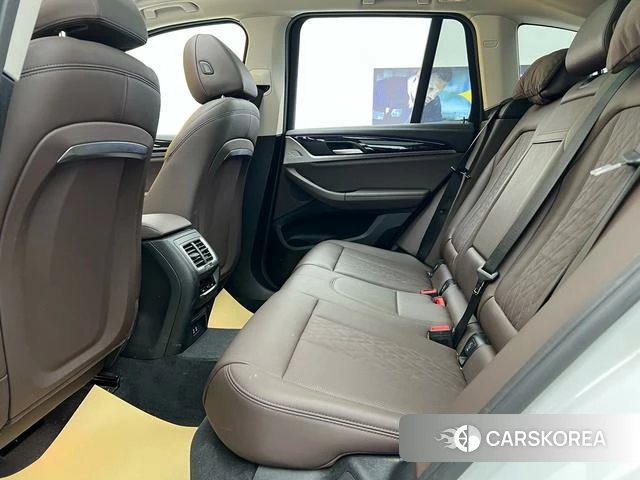BMW X3 id 4320907 из Китая 24
