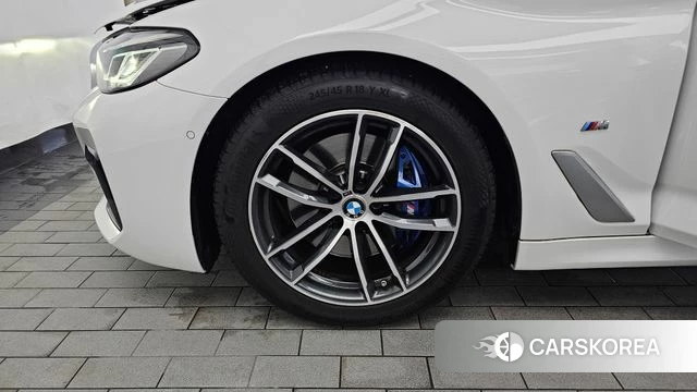 BMW 5 Series (G30) id 4604007 из Кореи 27