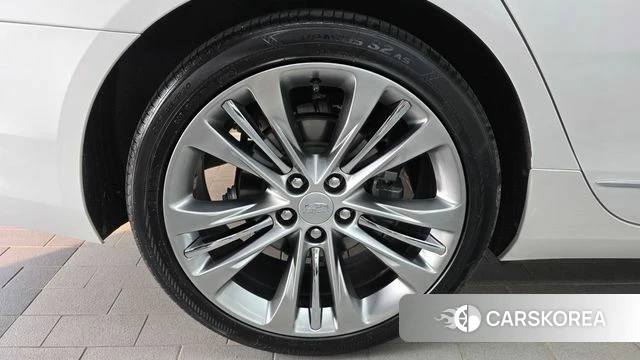 Cadillac CT6 id 4490527 из Кореи 31